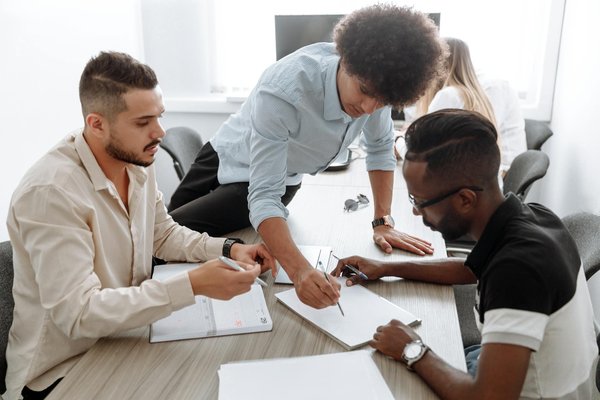 Crm-erp adaptable sur mesure : transformez votre gestion d'entreprise